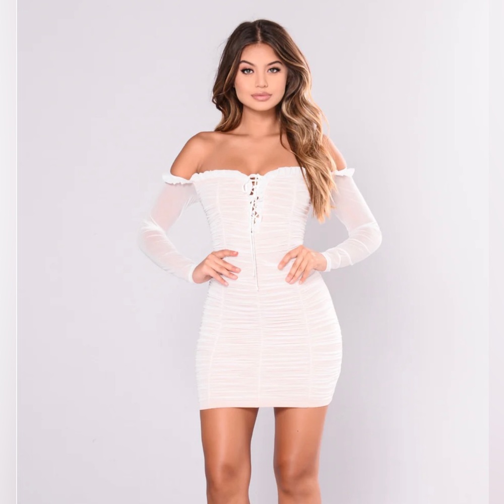 White off the shoulder Fashion Nova dress NWT